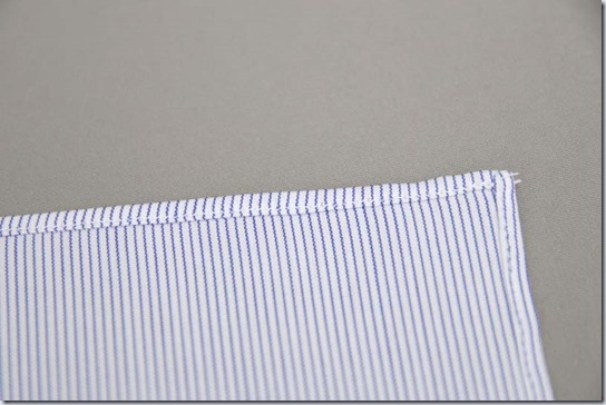 ポケットチーフの端