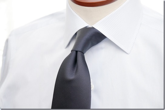 ネクタイとシャツ