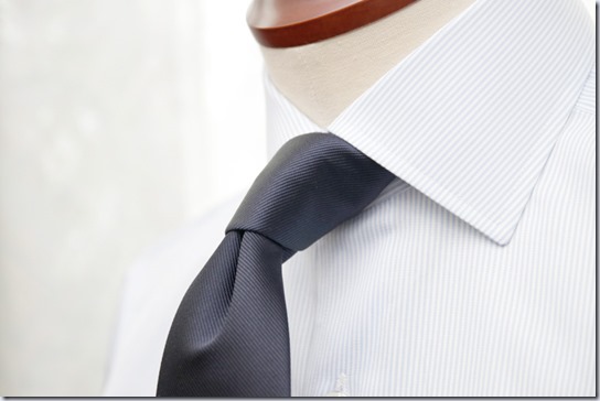 ネクタイとシャツ