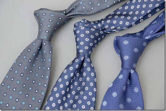 花柄のネクタイ