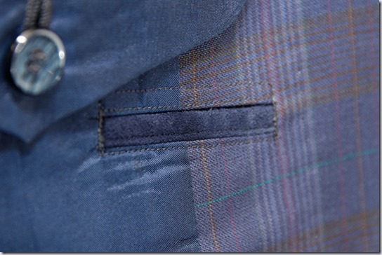 スーツのペンポケット