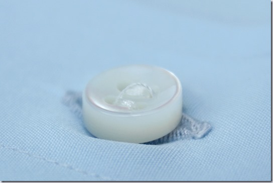 白蝶貝のシャツボタン