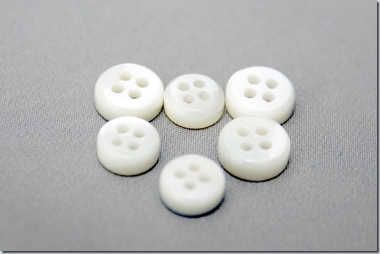 高瀬貝のシャツボタン裏